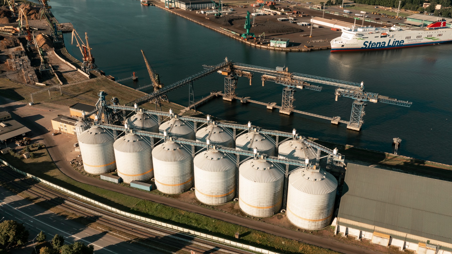 Ventspils Grain Terminal.jpg